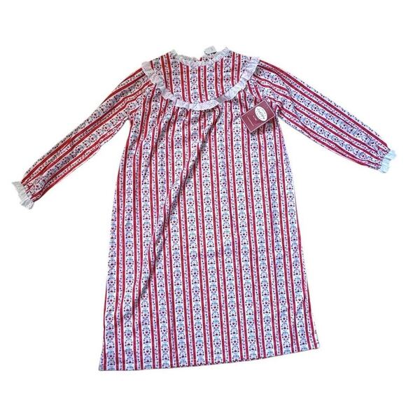 Lanz of Salzburg Girls Large 10-12 Nightgown Long Slv Red Hearts w/ Eyelet Trim - Picture 1 of 14